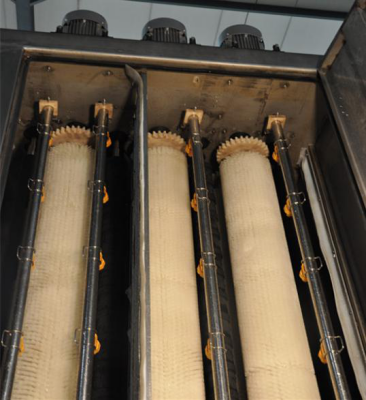 خط إنتاج الزجاج العازل العمودي تعبئة الغاز وضغط الروبوت بنظام Ai 3