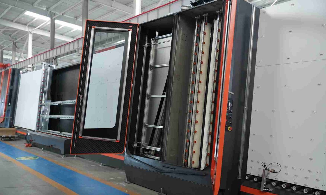 خط إنتاج الزجاج العازل بالزجاج المزدوج حجم جامبو 3300 * 7000 مم