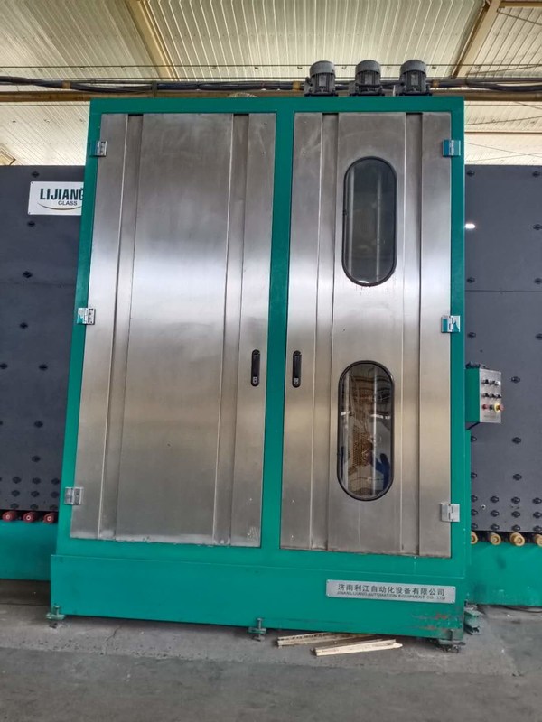 آلة غسيل الزجاج العمودي ذات الكفاءة العالية لإنتاج ومعالجة الزجاج