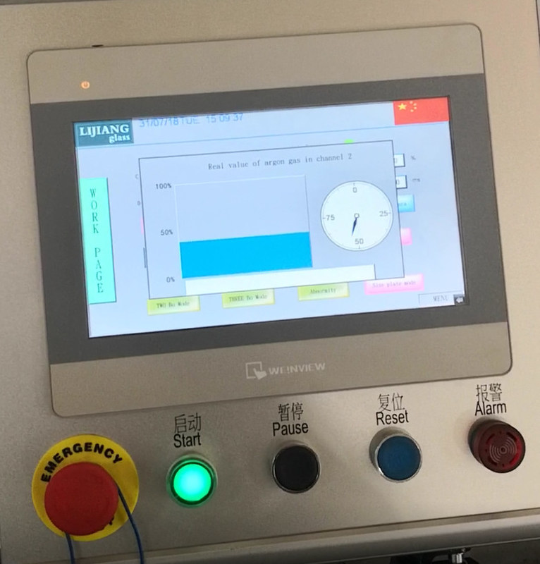 1. خط إنتاج الزجاج العازل العمودي LJBZ2535G يعتمد نظام التحكم SIEMENS ، الحفاظ على أداء مستقر