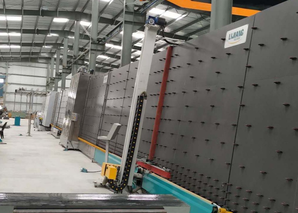 آليّة 2500 مم مكون مزدوج ختم روبوت آلة للزجاج المجوف الزجاج العازل معالجة الزجاج المزدوج